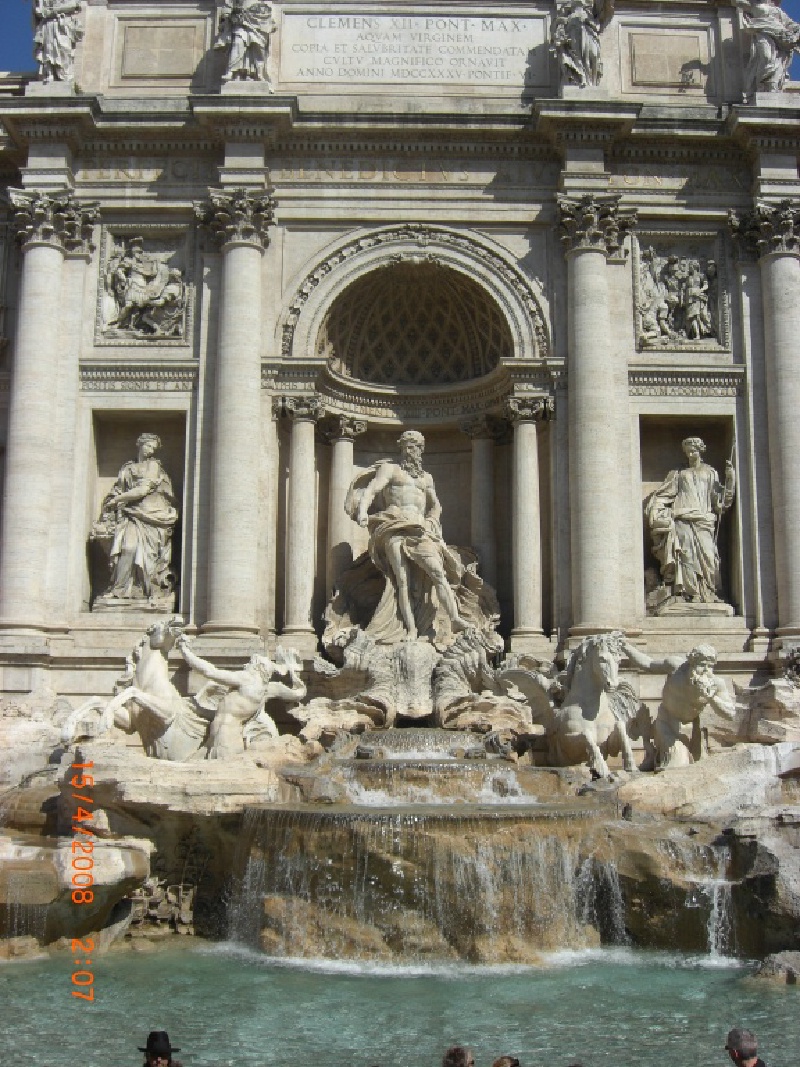 Trevi Fountain.jpg